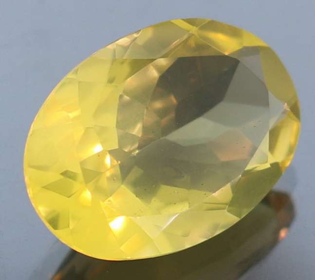 Glittering 9.44ct lemon yellow Citrine