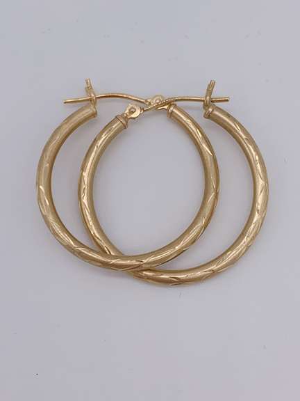 14kt Solid Yellow Gold Hoop Earrings