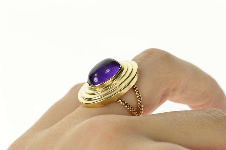 14K Yellow Gold Ornate Amethyst Cabochon Retro Cocktail Ring