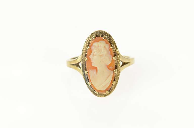 10K Yellow Gold Carved Shell Cameo Lady Retro Statement Ring