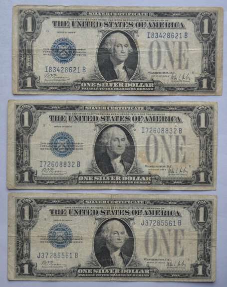 2 1928 B $ 1 Funnyback US Silver Certificates