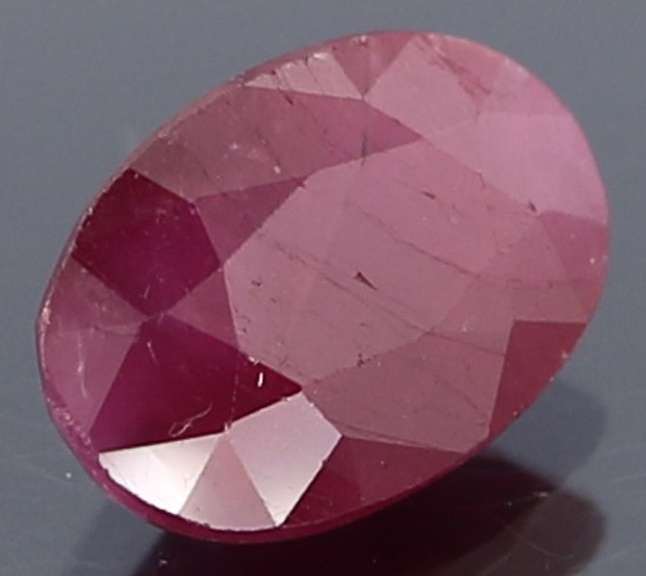 High quality UNHEATED 5.90ct Ruby from Mozambique