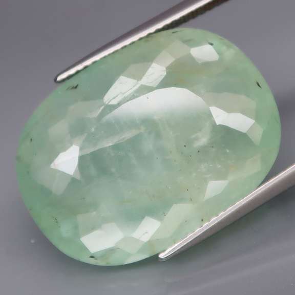 Giant 25.70ct untreated sea green aquamarine