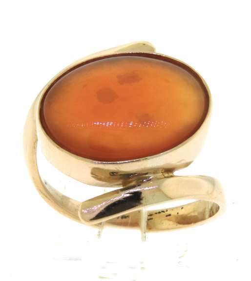 Gorgeous 18kt Carnelian Gold Ring