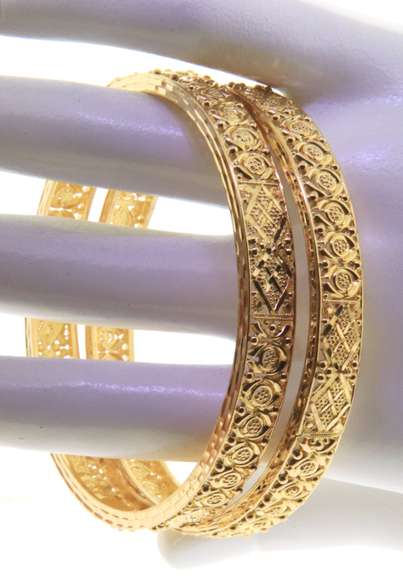 Traditional 22kt Pair of Bangle Bracelets