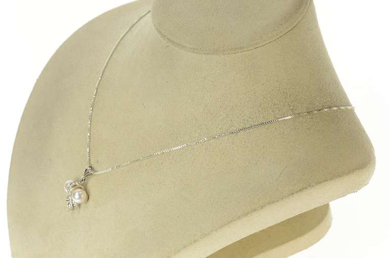 14K White Gold 1950's Pearl Diamond Leaf Cluster Statement Pendant