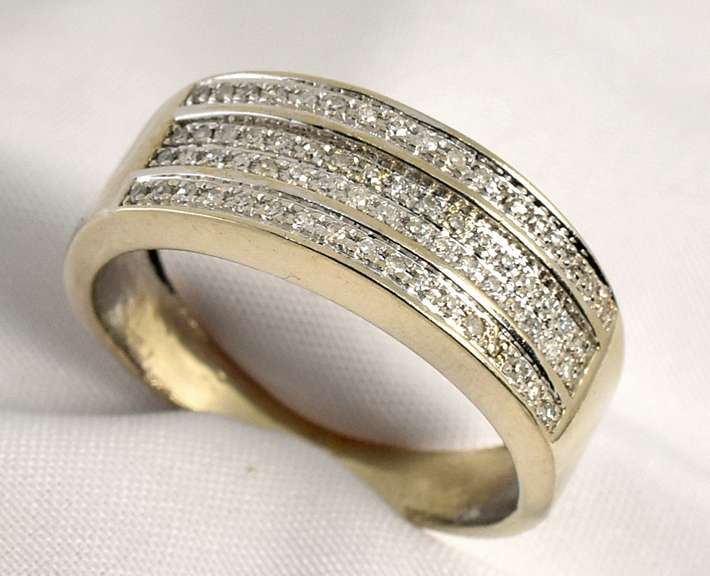 Flashy WG Diamond Band