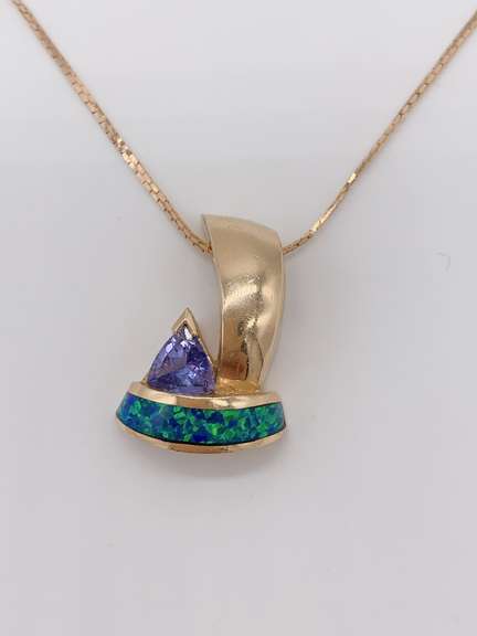 14kt Yellow Gold Tanzanite & Opal Pendant Necklace