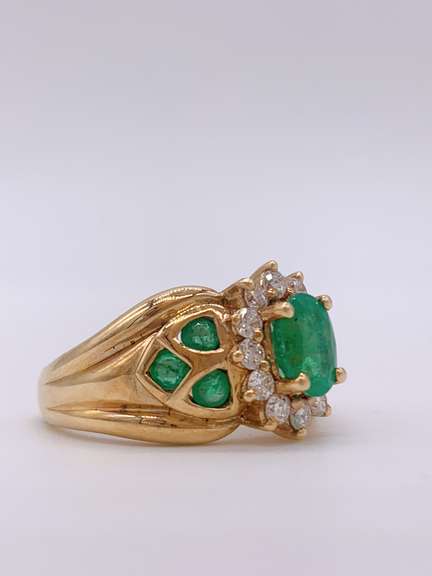 18kt Yellow Gold, Emerald, & Diamond Cocktail Ring