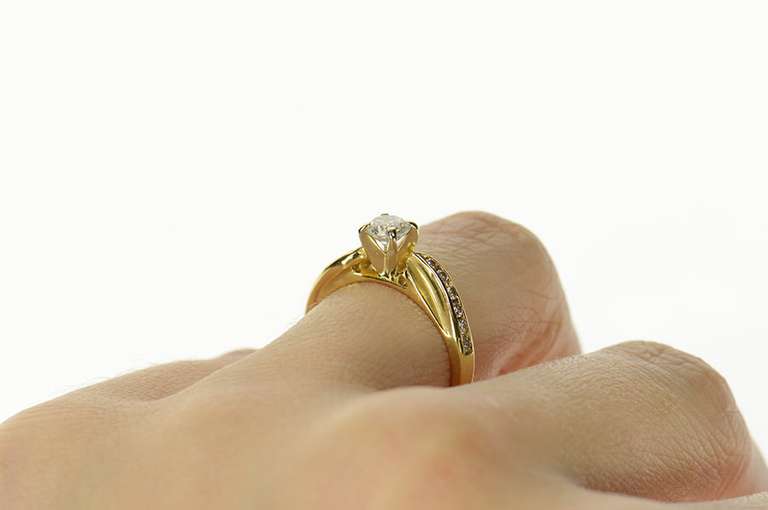 14K Yellow Gold 0.56 Ctw Diamond Engagement Wavy Classic Ring