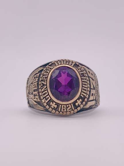 10kt Gold Class Ring