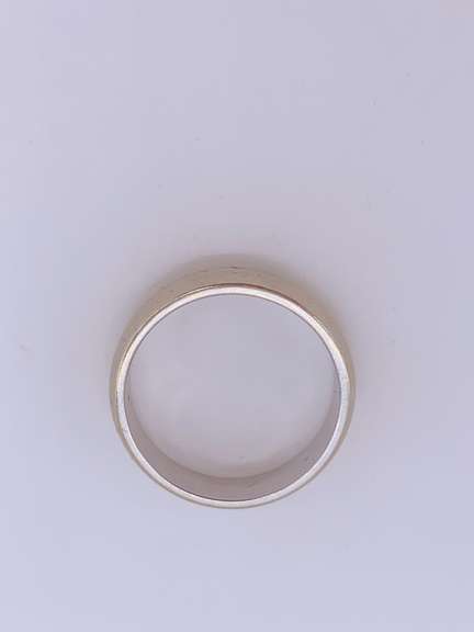 14kt Solid Gold Wedding Band- Size 5.5