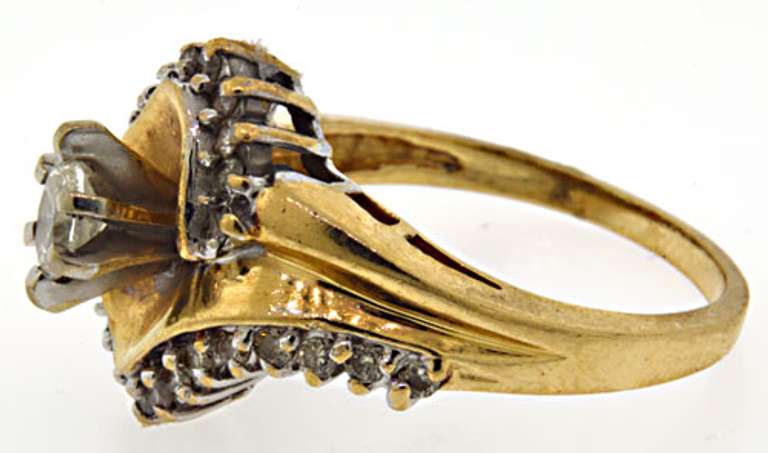 Fashionable 14kt Marquise Diamond Ring