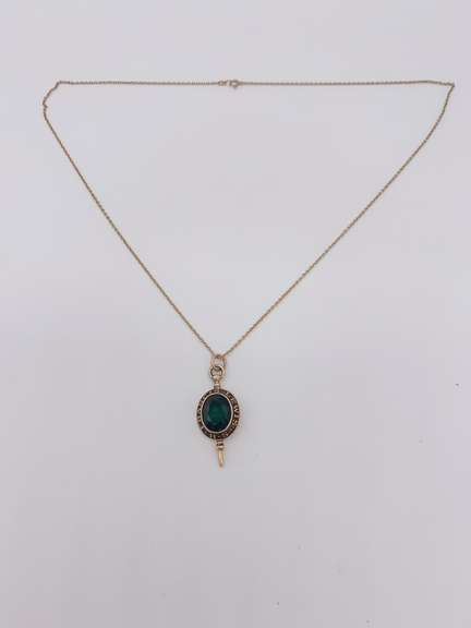 14kt Yellow Gold Pendant Necklace