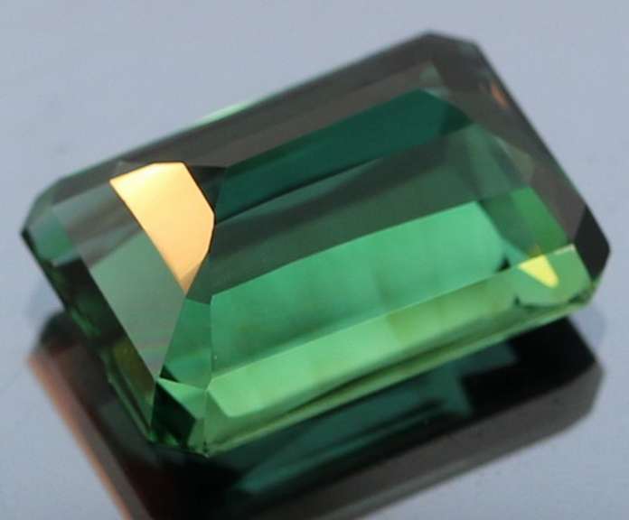 Striking 22.36ct AAA created green Amethyst
