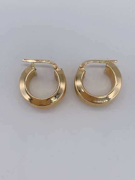 14kt Solid Yellow Gold Hoop Earrings