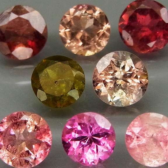 Fancy color! Untreated! 2.65ct vibrant Tourmaline set