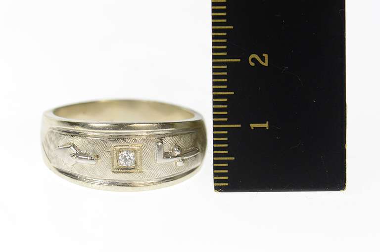 14K White Gold Men's Diamond Retro Ornate Wedding Band Ring