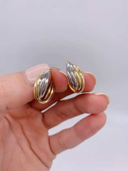 14kt Solid Yellow Gold Hoop Earrings