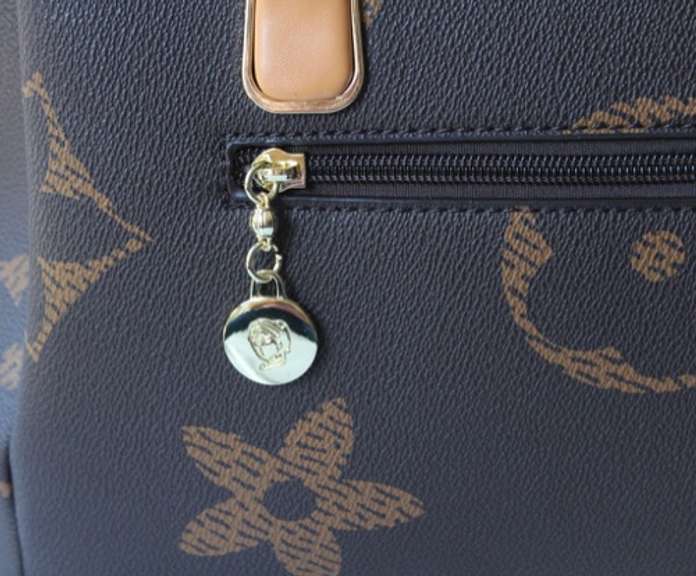 100% Fine leather Designer Style Bag