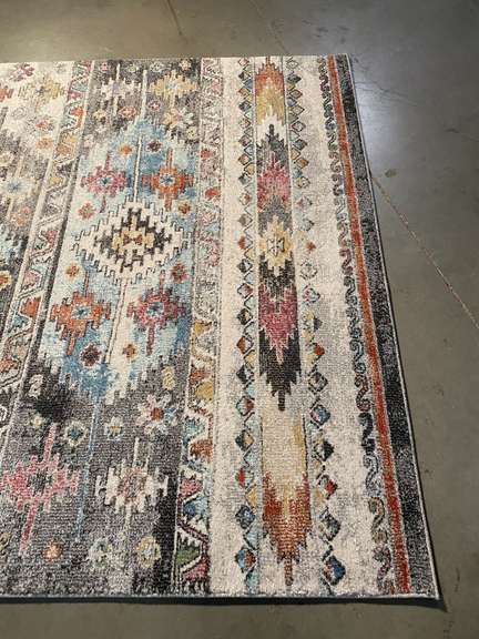 STUNNING MODERN DESIGN  RUG 6x8