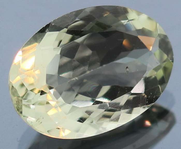 Brilliant 9.82ct natural platinum green Amethyst