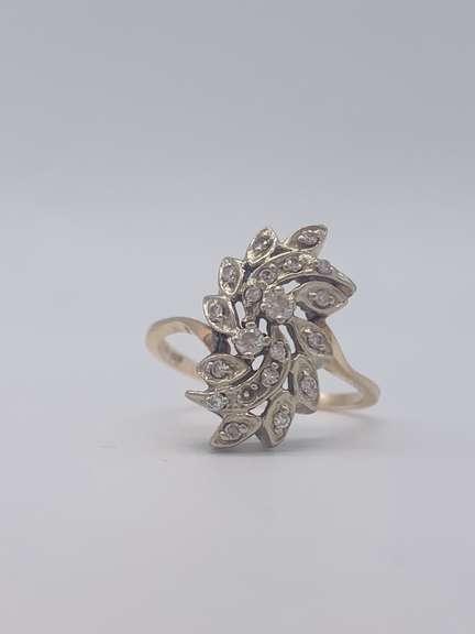 14kt Gold & Diamond Cocktail Ring