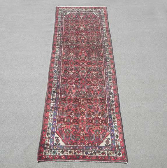 Semi Antique Persian Hosseinabad 10.0x3.6