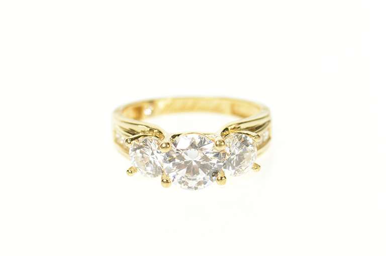 14K Yellow Gold Three Stone Classic Travel Engagement Ring