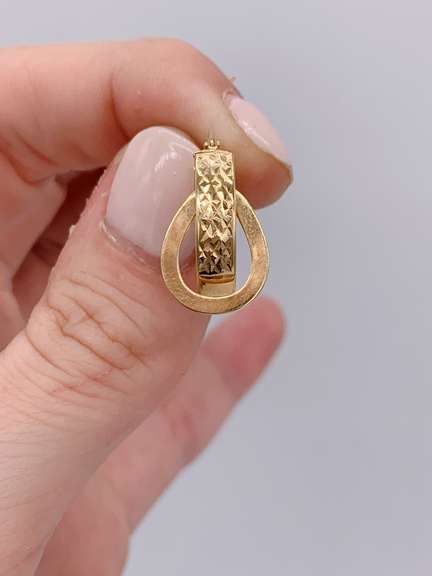 14kt Solid Yellow Gold Hoop Earrings