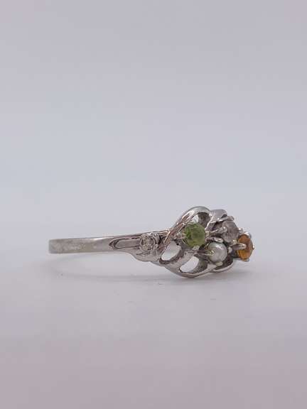 Fun 10kt Gold Gemstone Ring