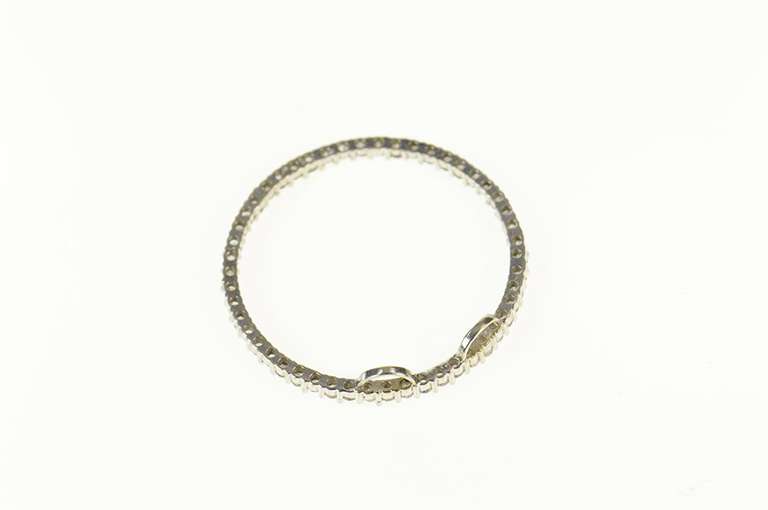 10K White Gold 0.75 Ctw Diamond Circle Journey Symbol Pendant