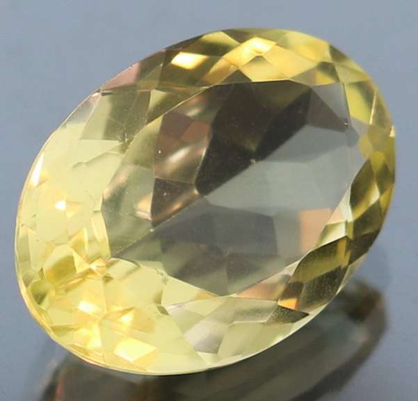 Brilliant! 10.40ct high luster yellow Citrine