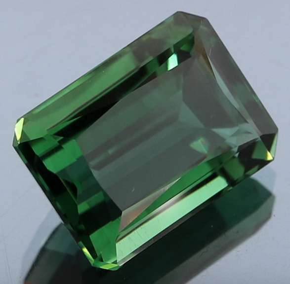 Striking 22.36ct AAA created green Amethyst