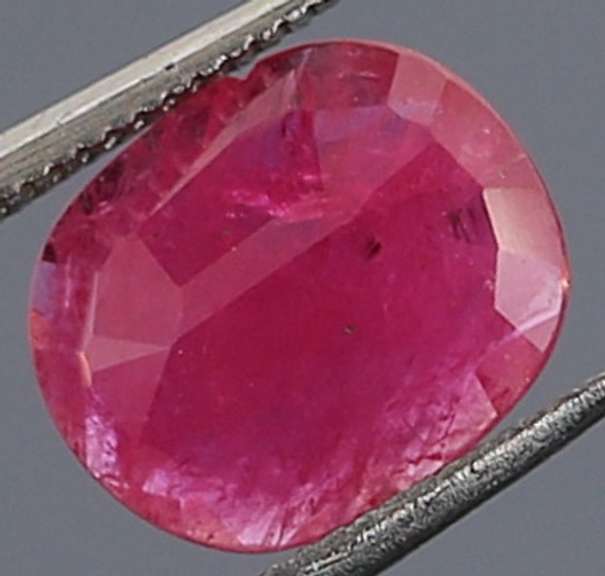 Heated only! Vibrant 1.06ct pinkish red Ruby