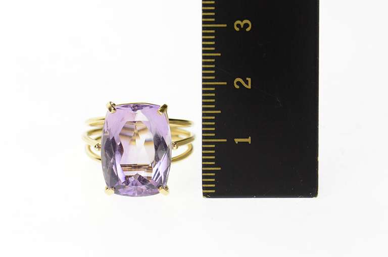 14K Yellow Gold 10.63 Ct Amethyst Solitaire Cocktail Statement Ring