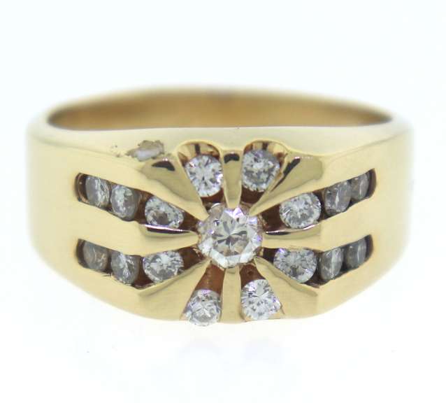 Dazzling Yellow Gold Men's Diamond Cluster Ring