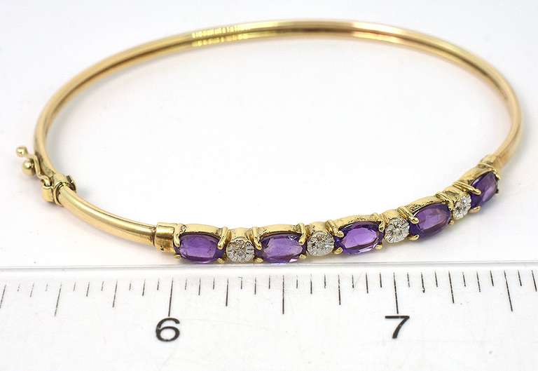 Refreshing Amethyst & Diamond Accent Bracelet in Yellow Gold