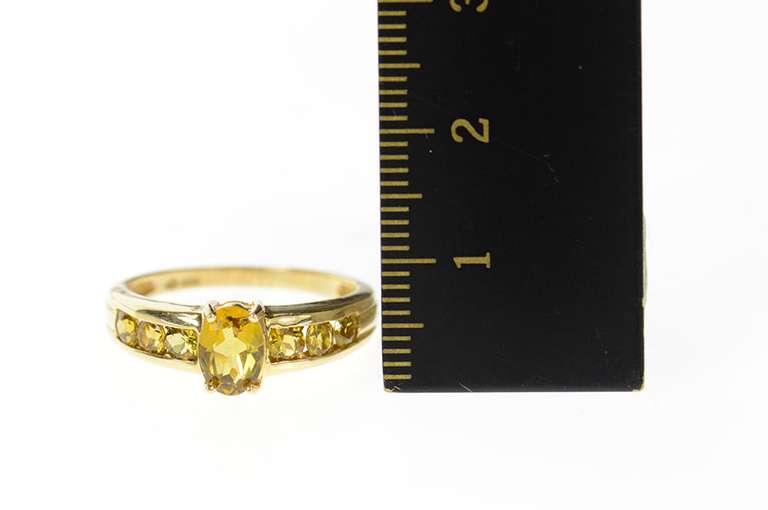 10K Yellow Gold Classic Oval Citrine Simple Statement Ring