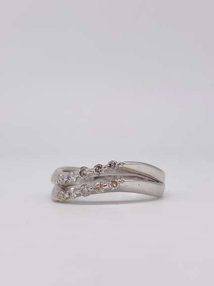 14kt Gold & Diamond Ring