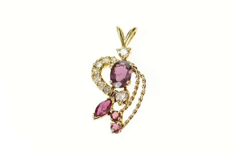 10K Yellow Gold 1.40 Ctw Ornate Ruby Diamond Rope Cluster Pendant