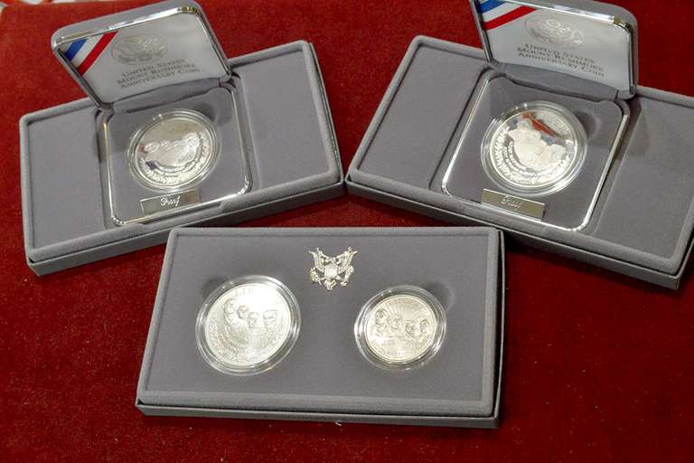 Mount Rushmore Commem Group Lot