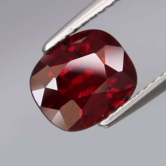 Ravishing 2.83ct cherry red Spessartite Garnet