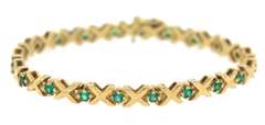 Graceful 18kt X/O Emerald Bracelet