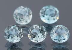 5 piece 5.03ct glittering sky blue Topaz set