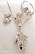 18kt White Gold and CZ Set