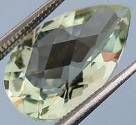Brilliant 4.76ct platinum green Amethyst