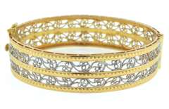 Breathtaking 21kt Filigree aBangle Bracelet
