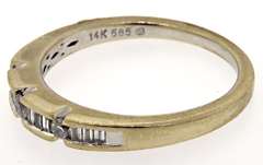 Fashionable 14kt Diamond Band