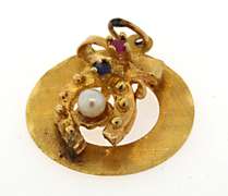 Pretty 18kt Horseshoe Gemstone Pendant